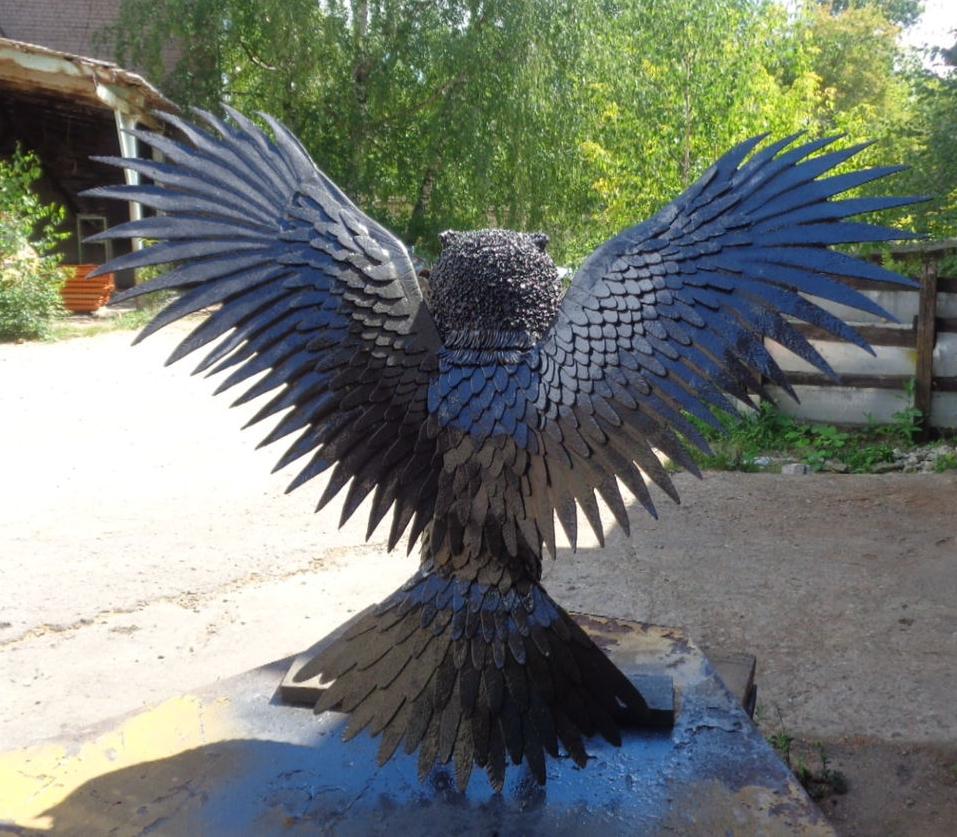 Кованая  металлическая фигура сова