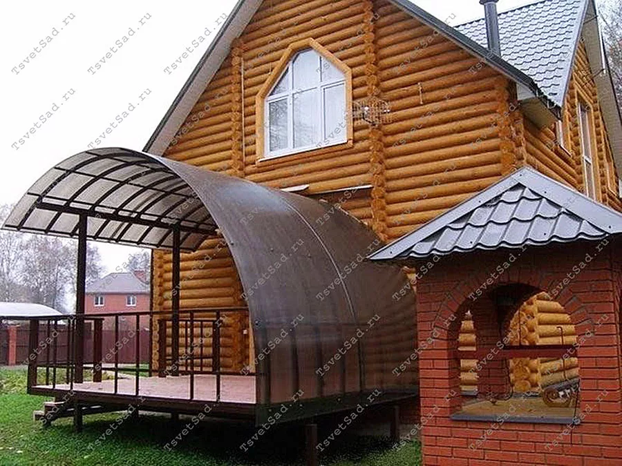 Варианты навеса над крыльцом частного дома