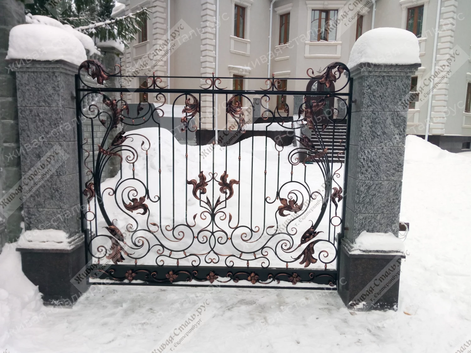 Кованые ворота в КП ПАЛНЕКС
