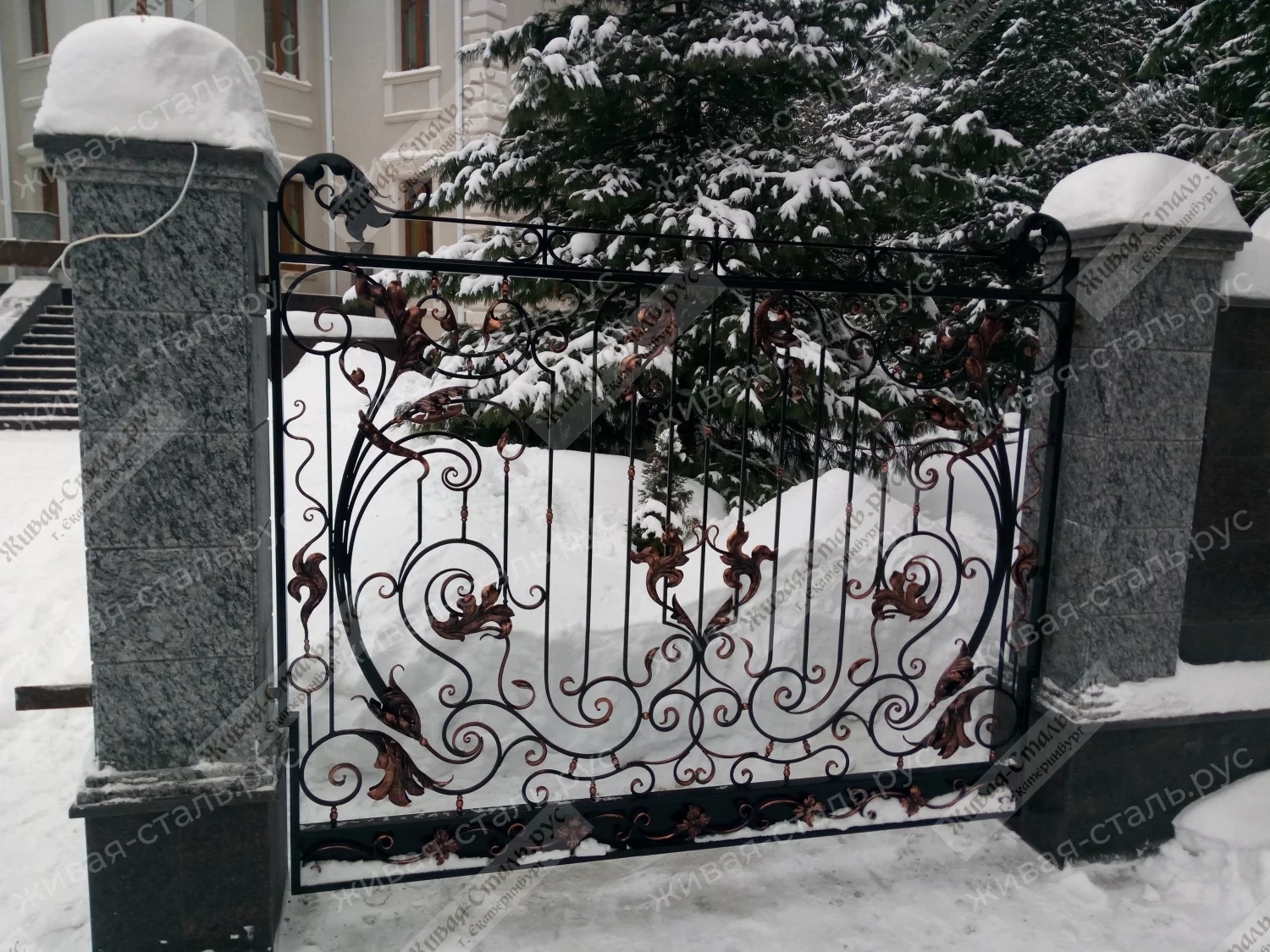 Кованые ворота в КП ПАЛНЕКС